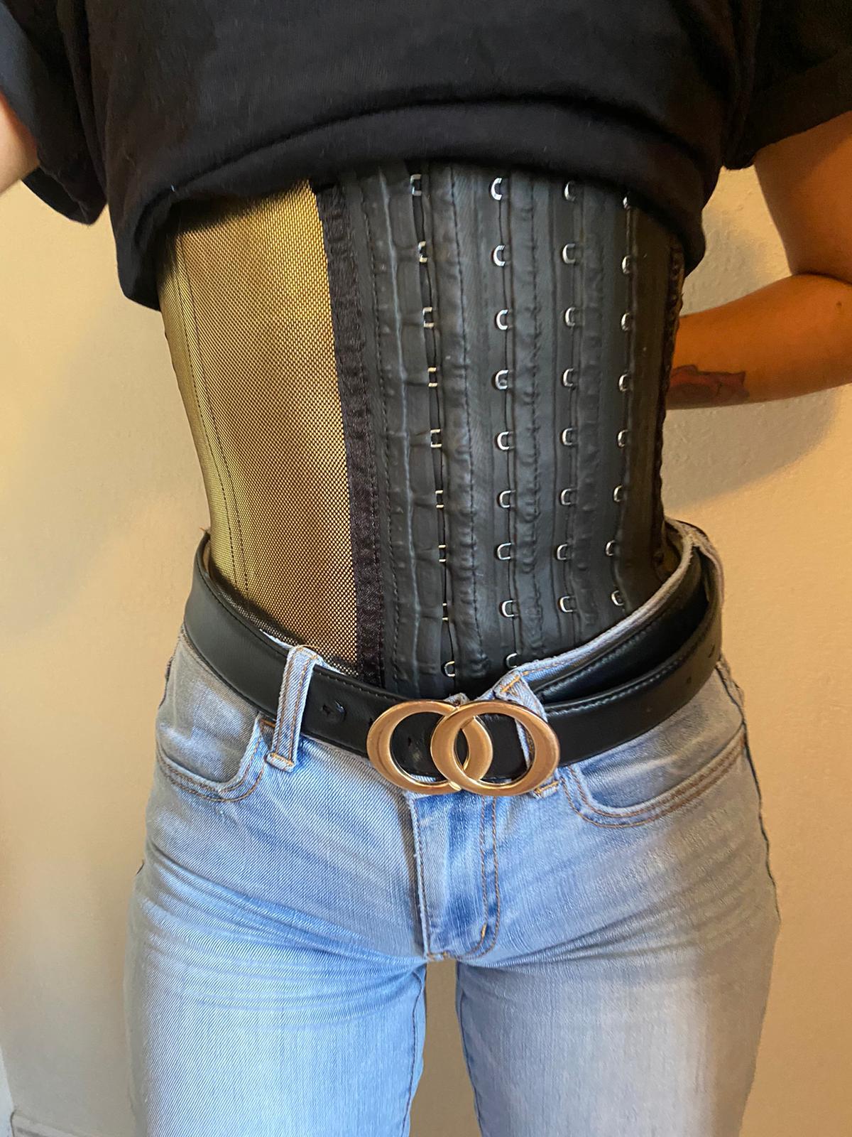 Cinturilla Barbie Gold 4X