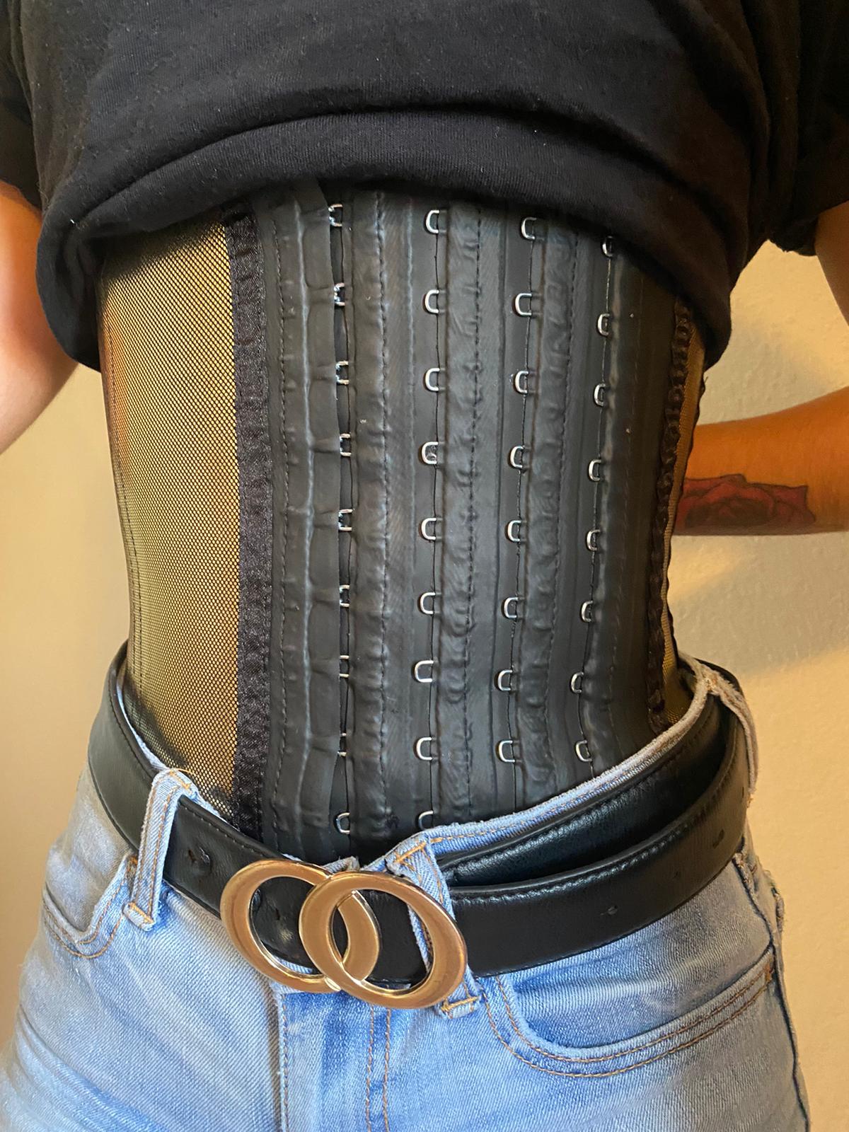 Cinturilla Barbie Gold 4X